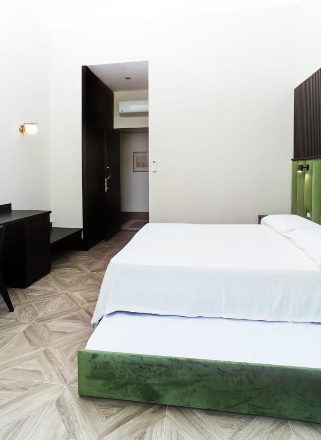 Fida Rooms Napoli Esterno foto