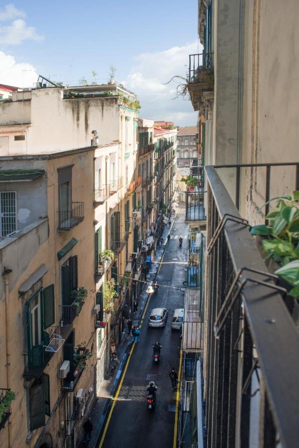 Fida Rooms Napoli Esterno foto